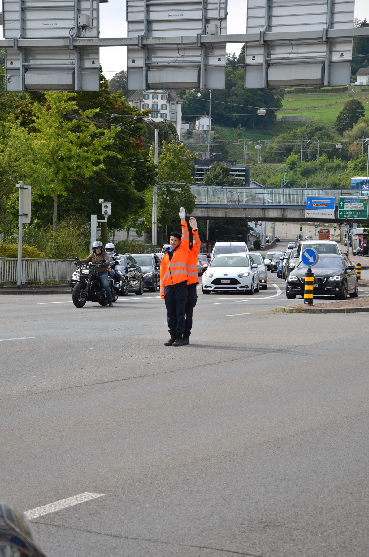 Verkehrskadett regelt Stadtverkehr in Schaffhausen